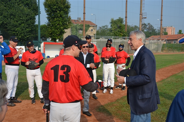 Pisapia e Cusati con pallina in mano
